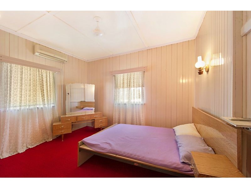 220 Hugh St, Currajong QLD 4812