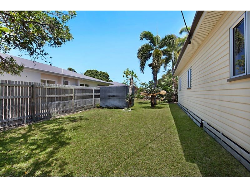 220 Hugh St, Currajong QLD 4812