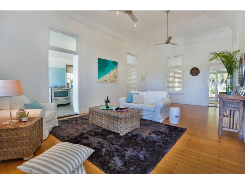 29 Alexandra Street, North Ward QLD 4810