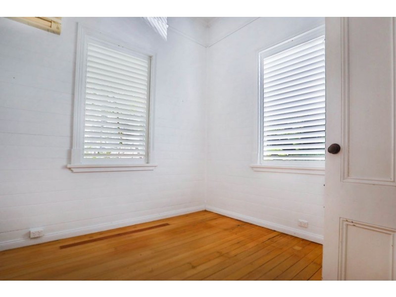 29 Alexandra Street, North Ward QLD 4810