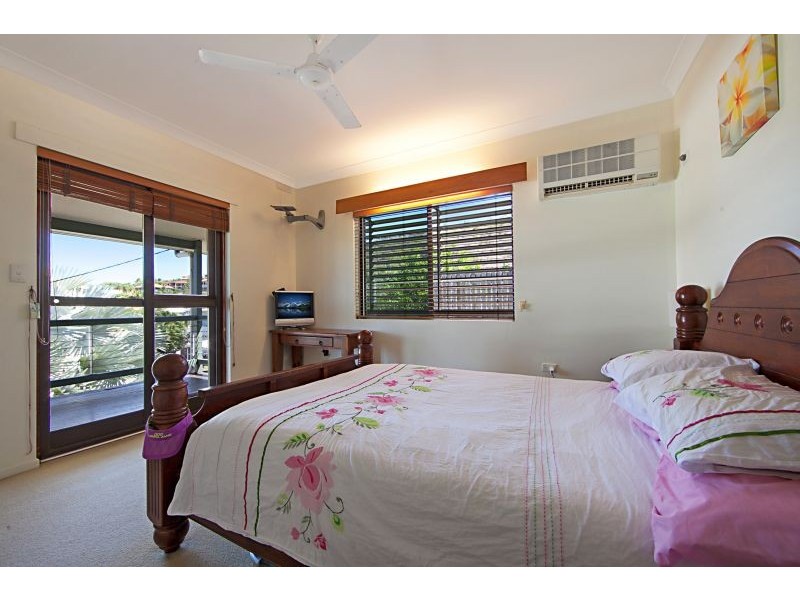 10 Hedley Court, Mount Louisa QLD 4814