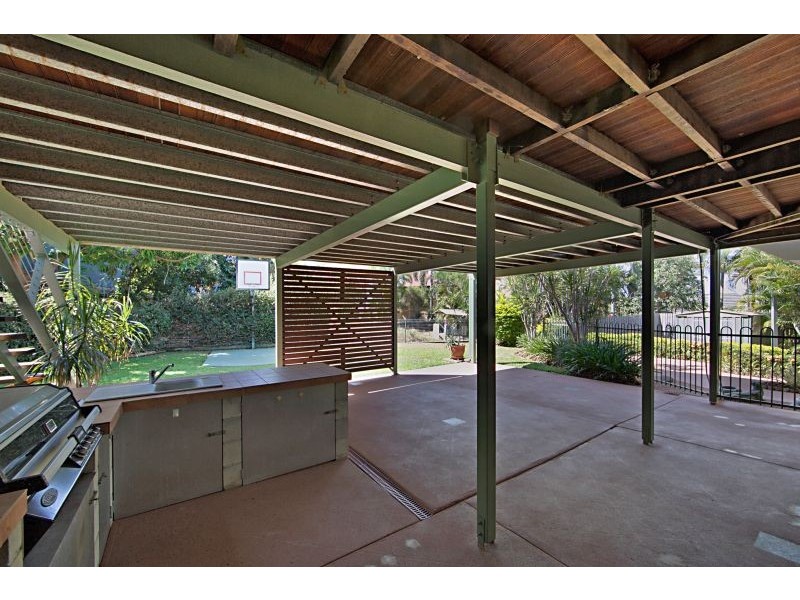 10 Hedley Court, Mount Louisa QLD 4814