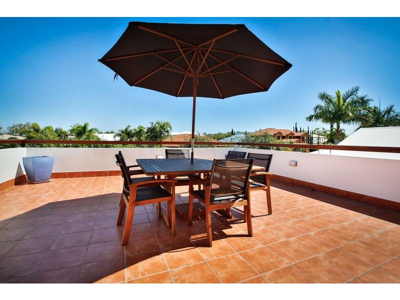 2 Robina Close (cnr 1 St Davids Close), Kirwan QLD 4817