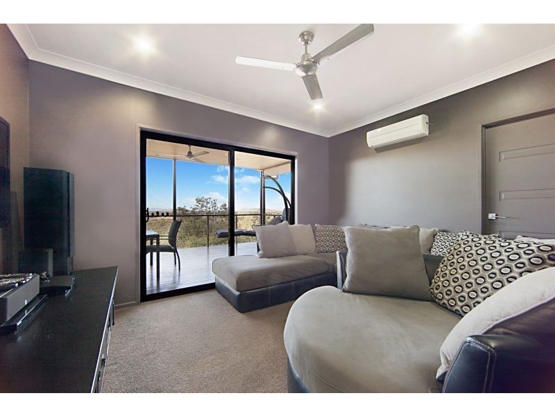 33/20 Mt Kulburn Drive, Jensen QLD 4818