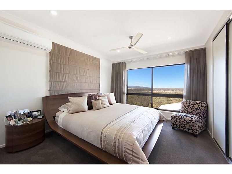 33/20 Mt Kulburn Drive, Jensen QLD 4818