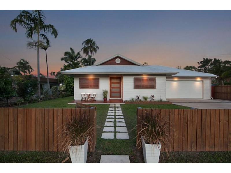 207 Balgal Beach Road, Balgal Beach QLD 4816