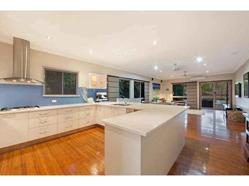 207 Balgal Beach Road, Balgal Beach QLD 4816