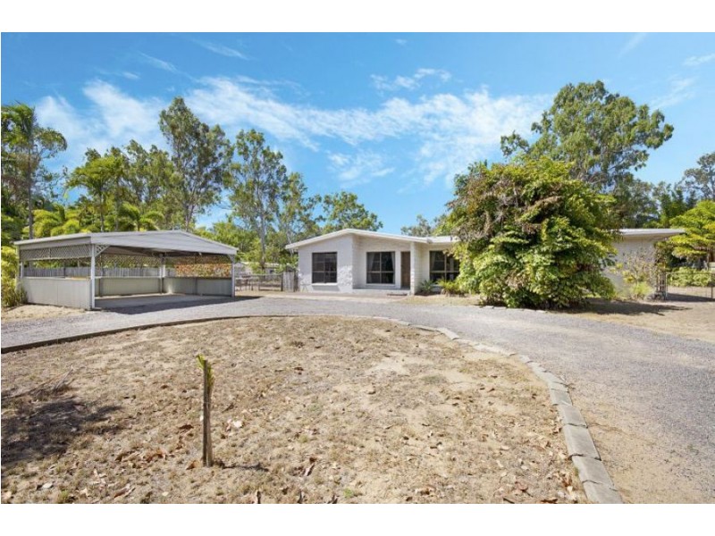 15 Kurrajong Court, Bushland Beach QLD 4818