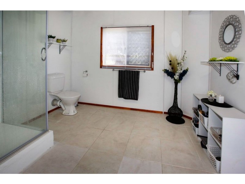 6 Maple Court, Kirwan QLD 4817