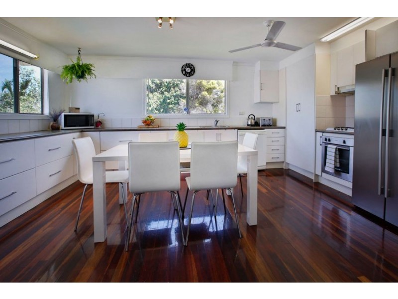 6 Maple Court, Kirwan QLD 4817