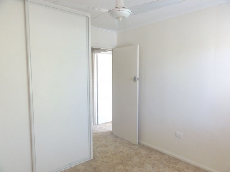 13 Brampton Avenue, Cranbrook QLD 4814