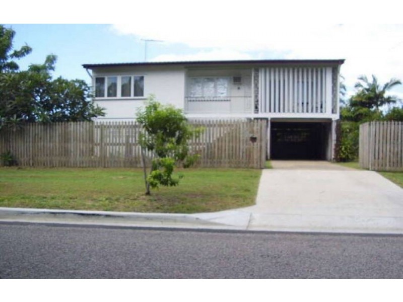 13 Brampton Avenue, Cranbrook QLD 4814