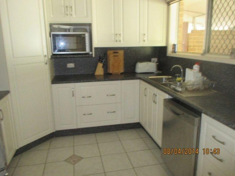 12 Garden Grove Crescent, Kirwan QLD 4817