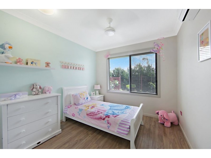 14 Biscayne Street, Burdell QLD 4818