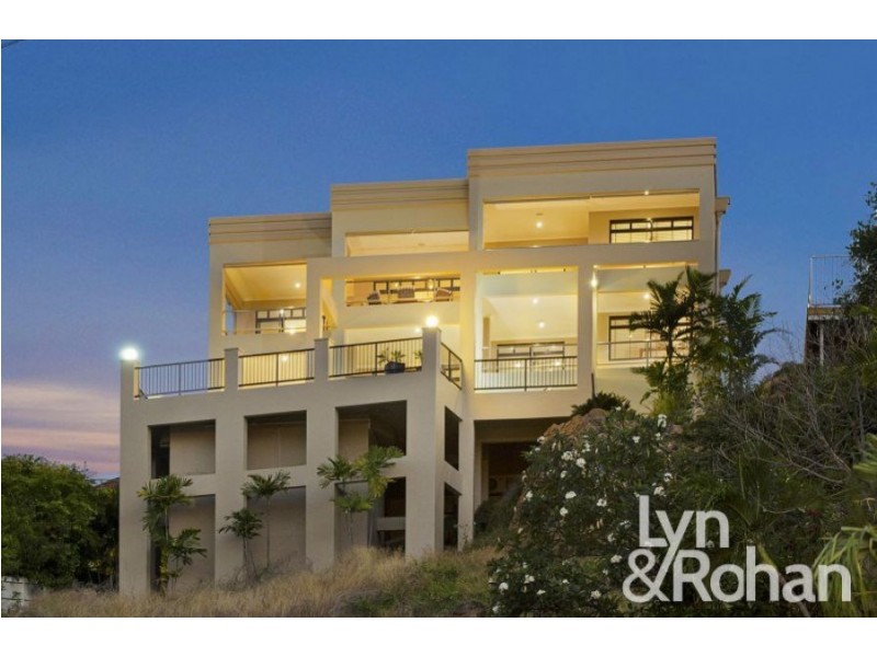 11 Cleveland Terrace, North Ward QLD 4810