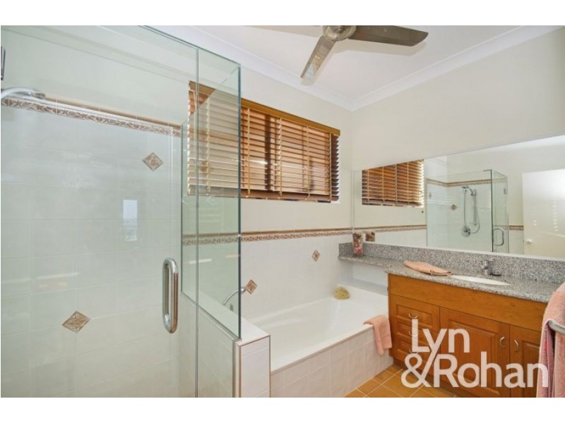 11 Cleveland Terrace, North Ward QLD 4810