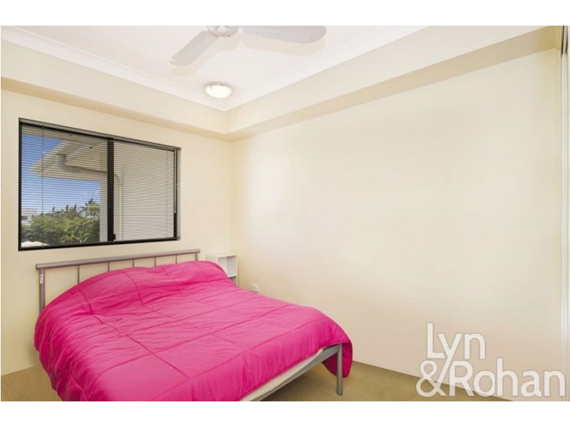 44/18 Sir Leslie Thiess Drive, Townsville City QLD 4810