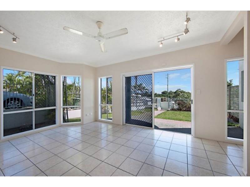 4 – 316 Stanley Street, North Ward QLD 4810