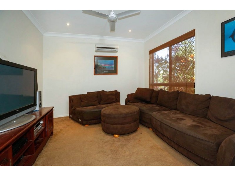 4 Dugong Court, Bushland Beach QLD 4818