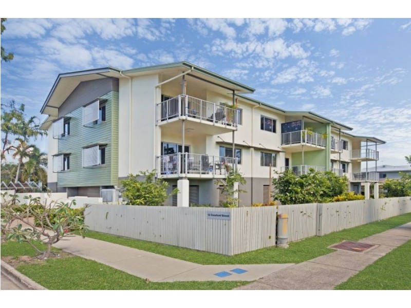 4/12 Crauford Street, West End QLD 4810