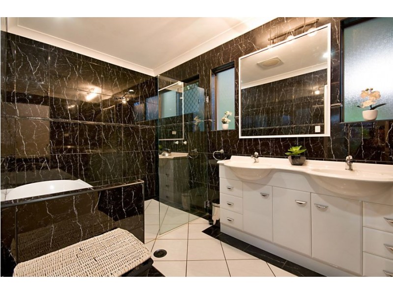 8 Hoya Court, Annandale QLD 4814