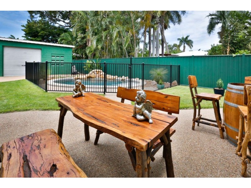 71 Ackers Street, Hermit Park QLD 4812