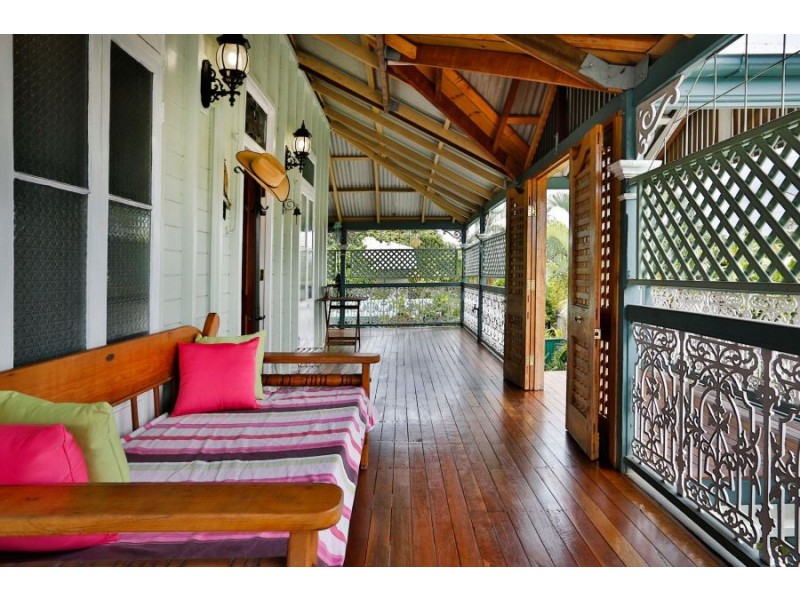 71 Ackers Street, Hermit Park QLD 4812