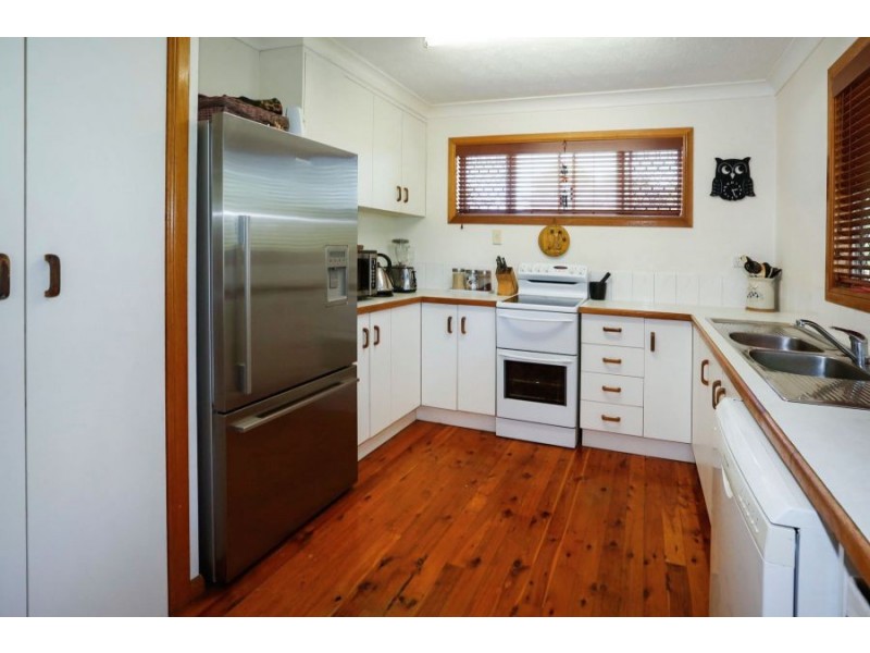 9 Canyon Court, Mount Louisa QLD 4814