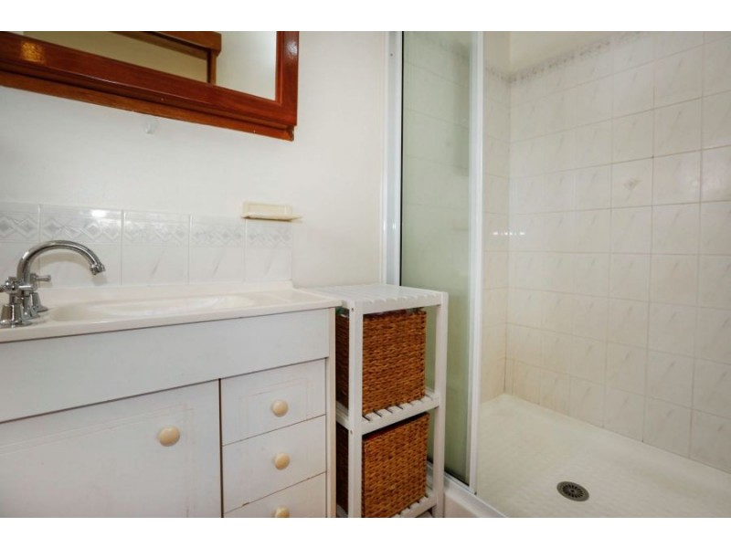 9 Canyon Court, Mount Louisa QLD 4814