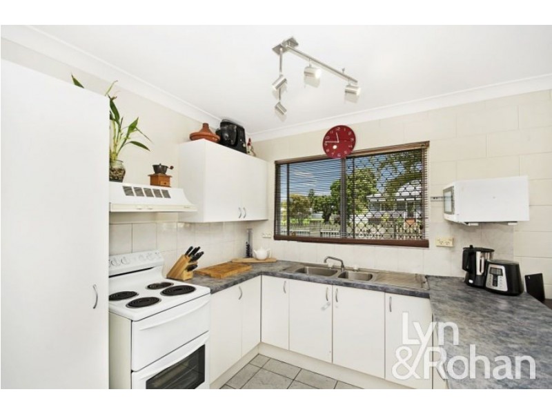 1/17 Sherriff Street, Hermit Park QLD 4812