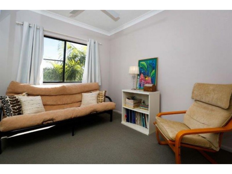 4/38 Percy St, West End QLD 4810