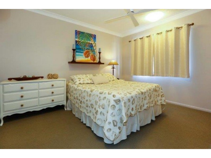 4/38 Percy St, West End QLD 4810