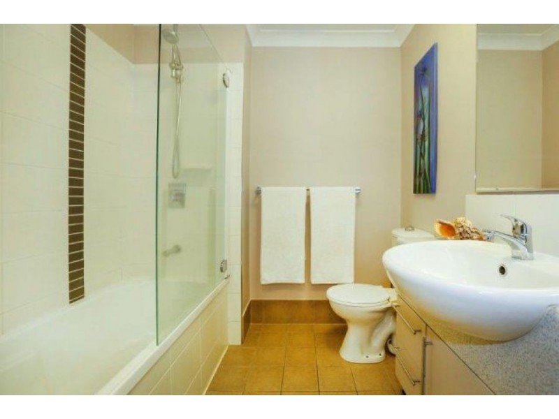 4/38 Percy St, West End QLD 4810