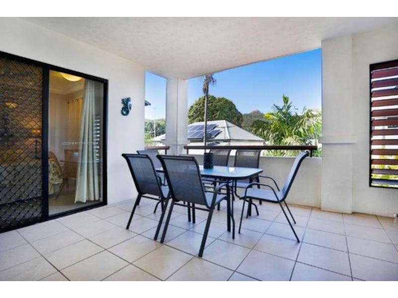 4/38 Percy St, West End QLD 4810