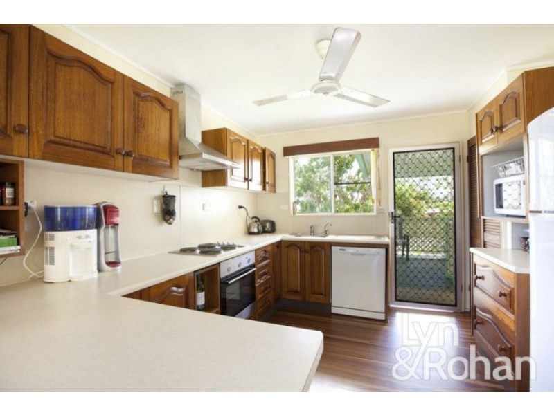4 Selwyn Street, Cranbrook QLD 4814