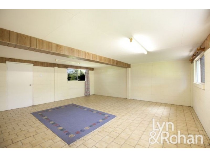4 Selwyn Street, Cranbrook QLD 4814
