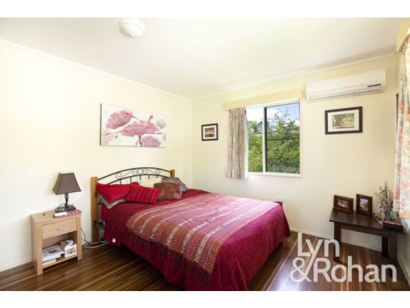 4 Selwyn Street, Cranbrook QLD 4814