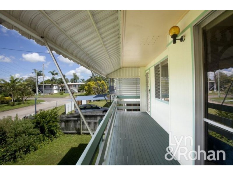 4 Selwyn Street, Cranbrook QLD 4814