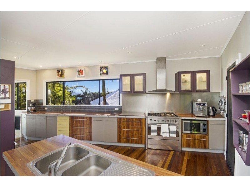 24 Murray Street, North Ward QLD 4810