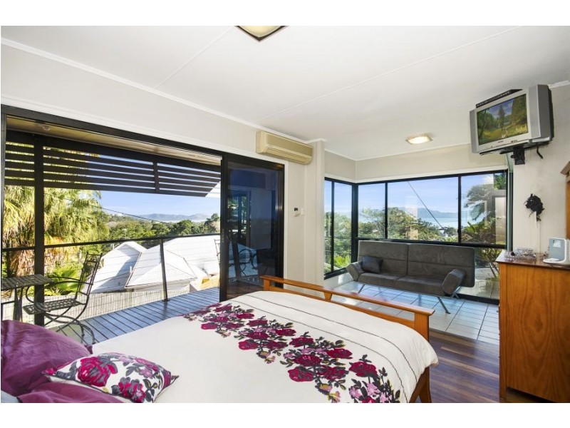 24 Murray Street, North Ward QLD 4810