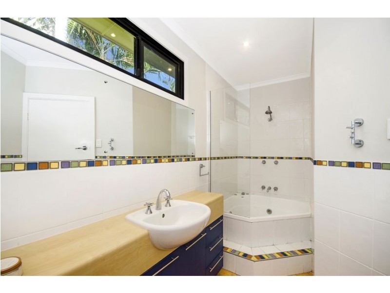 24 Murray Street, North Ward QLD 4810