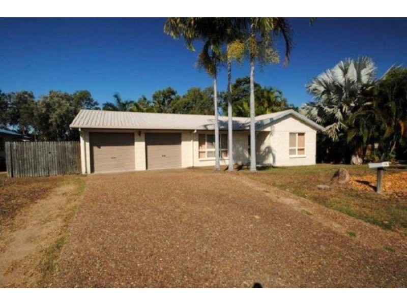 15 Luke Court, Bushland Beach QLD 4818