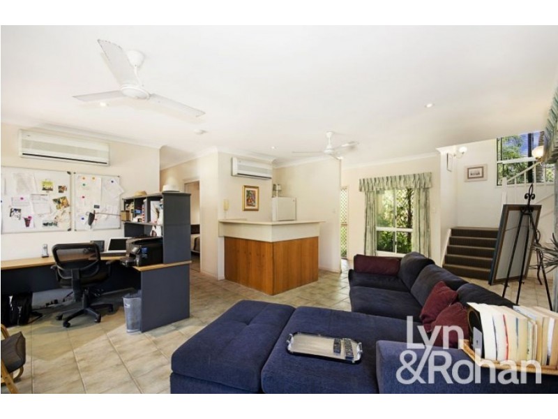 2/15 Primrose Street, North Ward QLD 4810