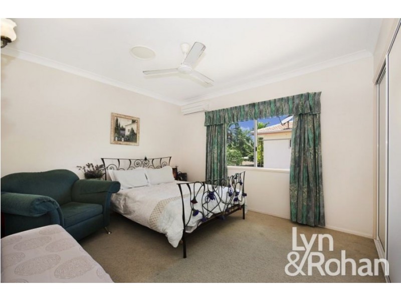 2/15 Primrose Street, North Ward QLD 4810