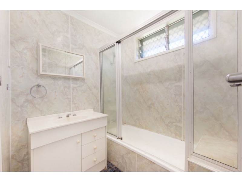 32 Casuarina Drive, Annandale QLD 4814