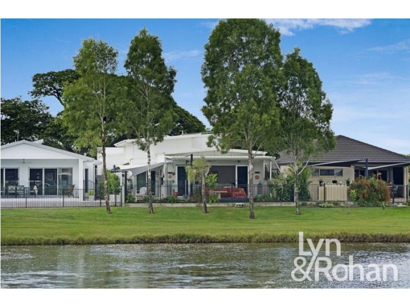 2 Edgewater Court, Idalia QLD 4811