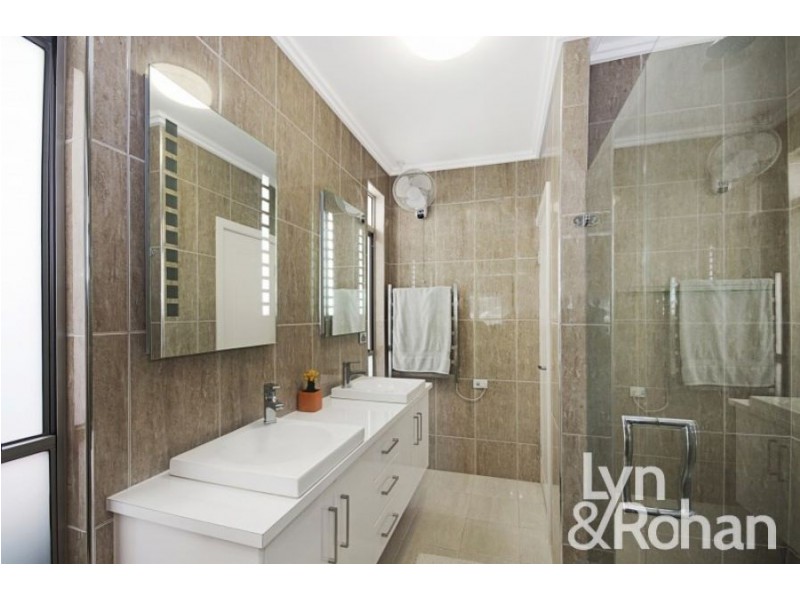 2 Edgewater Court, Idalia QLD 4811