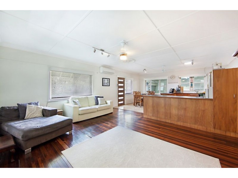 2 Moorina Street, Mundingburra QLD 4812