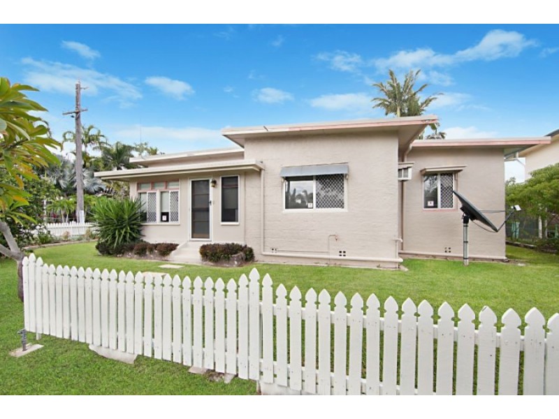 2 Moorina Street, Mundingburra QLD 4812