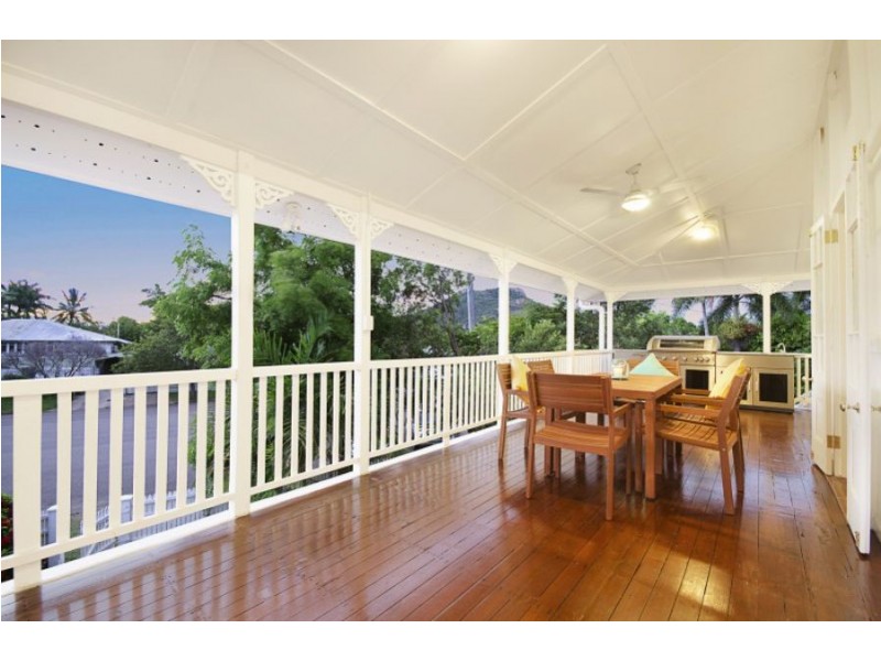 5 Flowers Street, Railway Estate QLD 4810